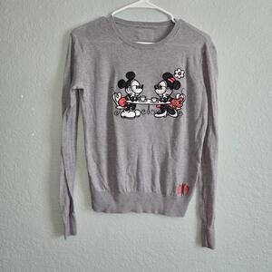 Disney Parks Womens Gray Embroidered Mickey And Minnie Mouse Sweater sz M